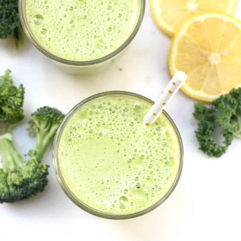 Amazing Vitality juice with kale, lemon, ginger, apple, cucumber, broccoli, mint