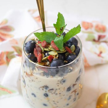 Blueberry Banana Overnight Oats