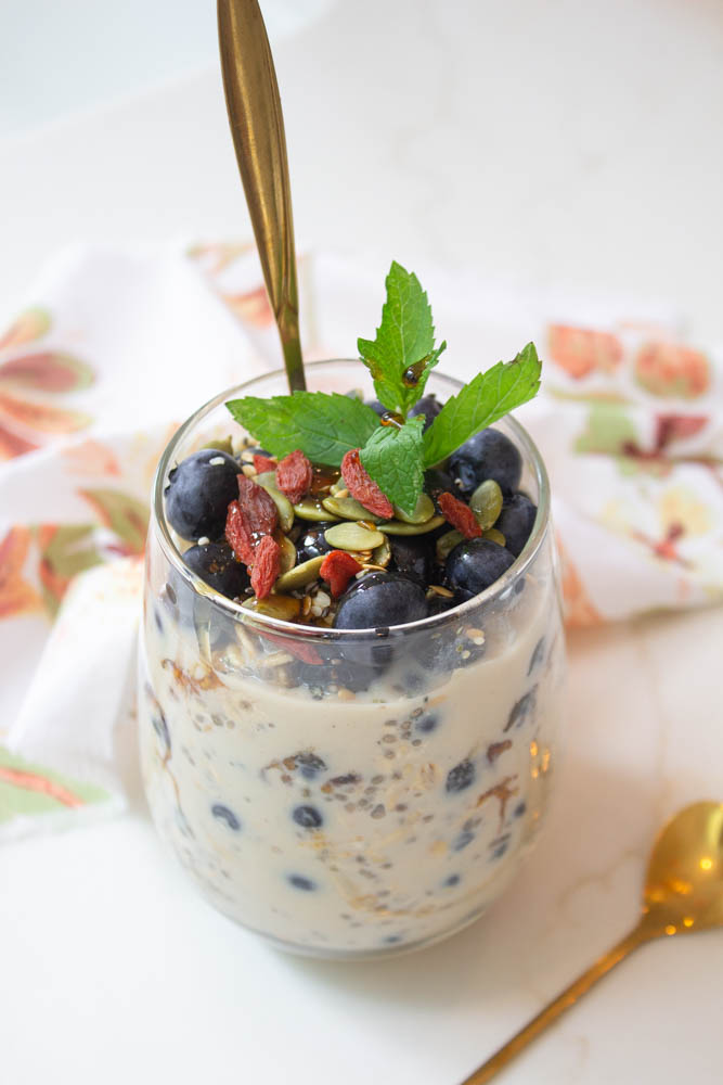 Blueberry Banana Overnight Oats